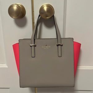 Kate Spade shoulder bag with detachable straps